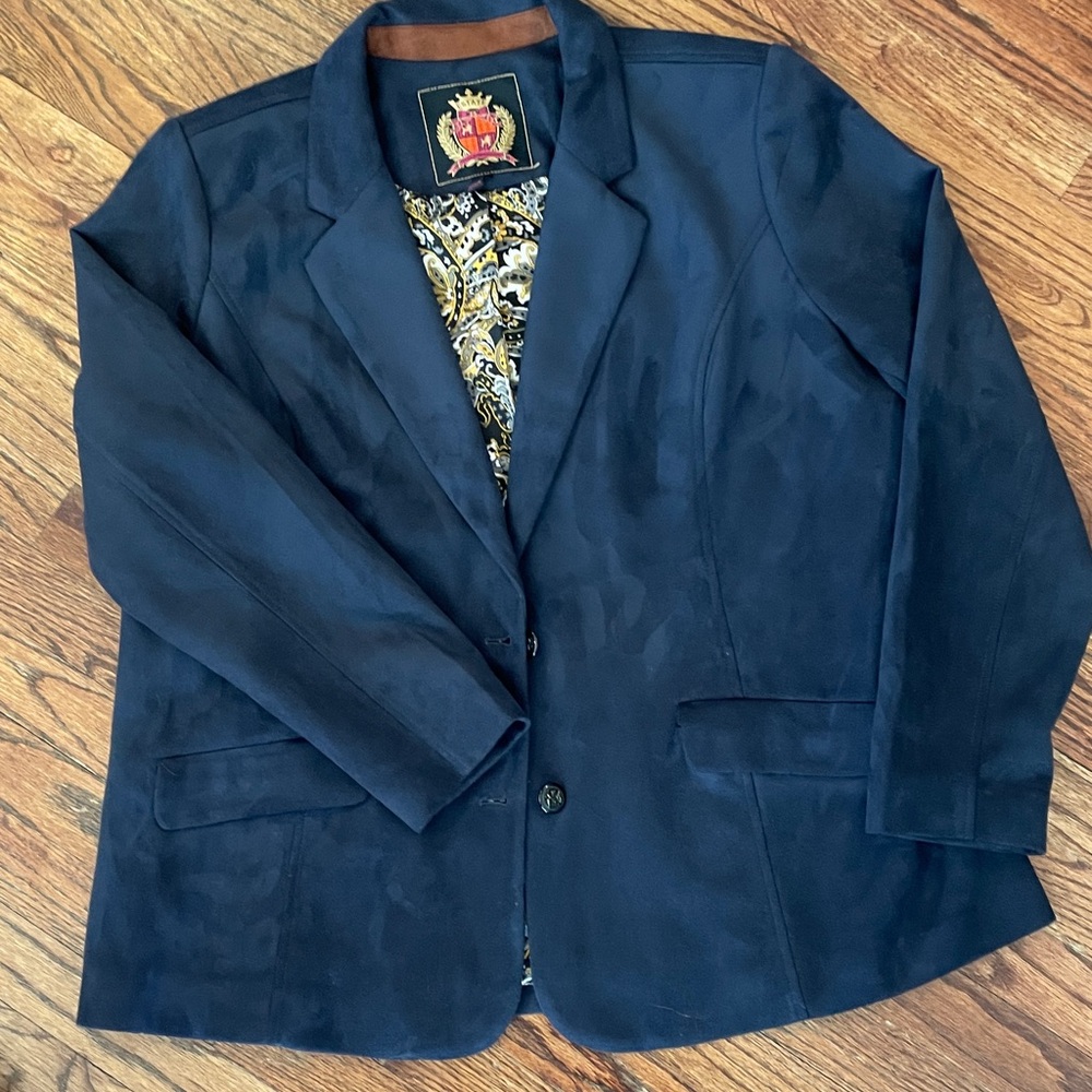 Isaac Mizrahi Navy Blazer with Gold and Pink Crest